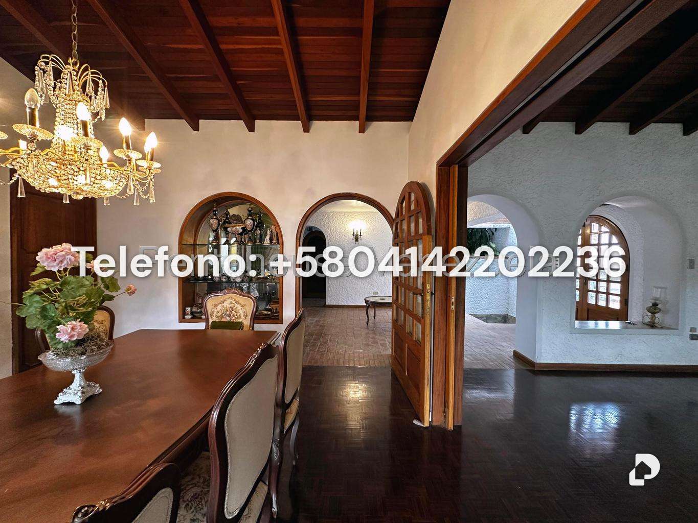 House in La Lagunita Country Club, Caracas – 13