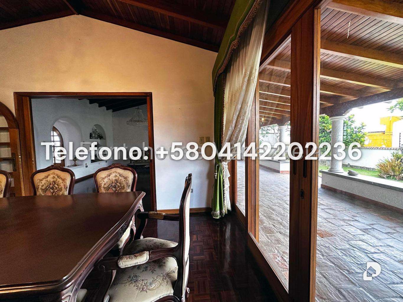 House in La Lagunita Country Club, Caracas – 12
