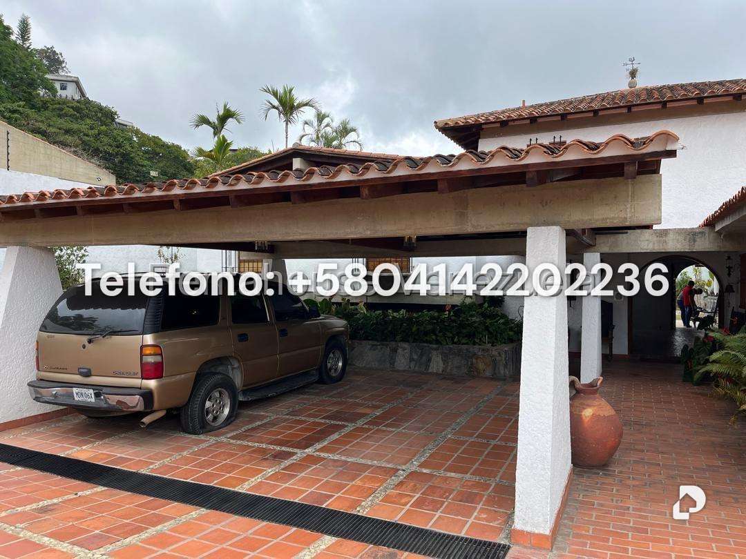 House in La Lagunita Country Club, Caracas – 24