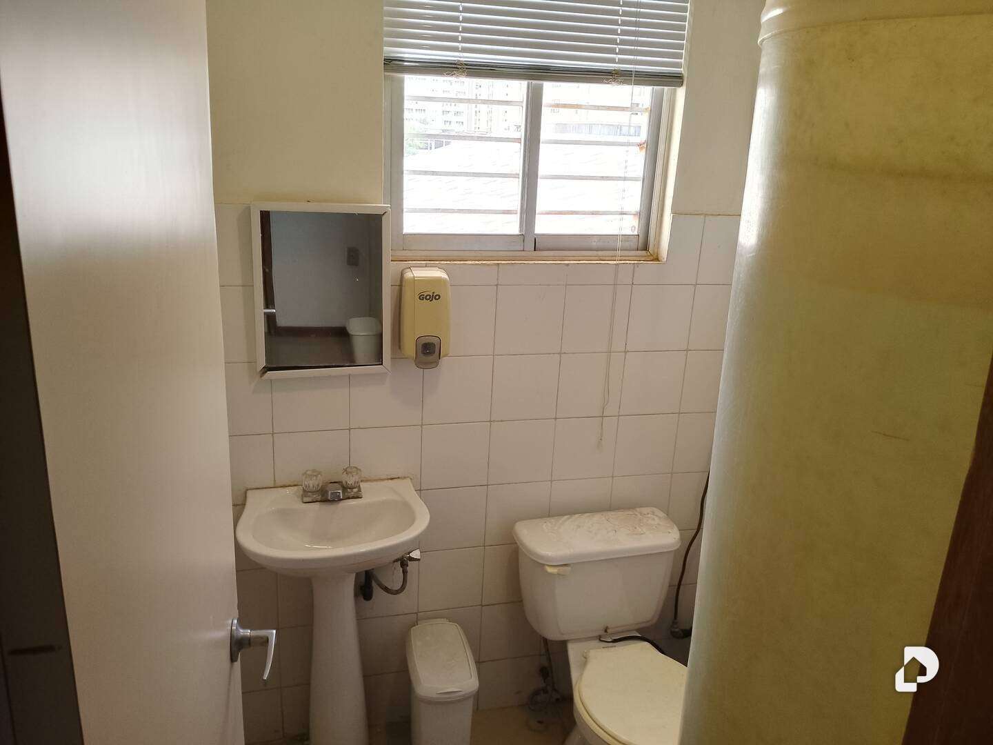 Casa en Avenida Bella Vista, Maracaibo – 11