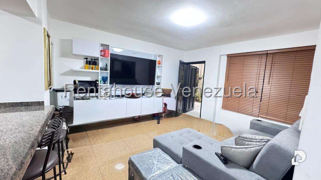 Apartment in Chacao, Caracas – 4