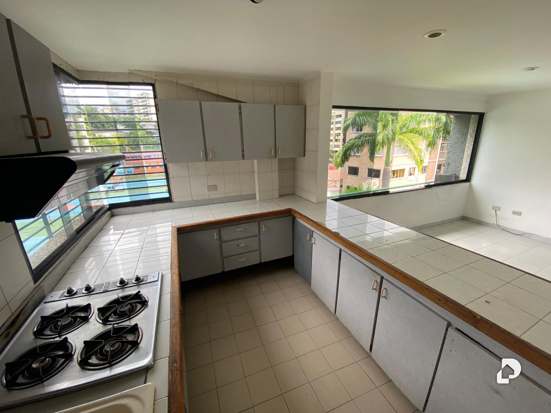 Apartment in San Bernardino, Caracas – 4