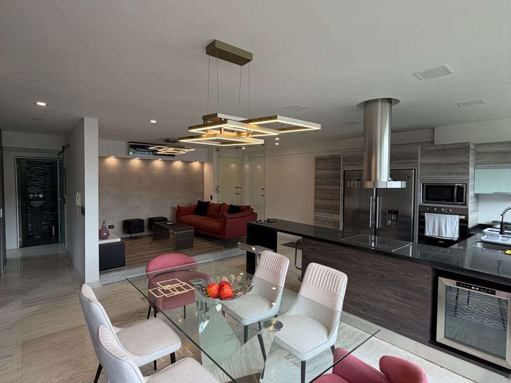 Apartamento en Lomas del Sol, Caracas