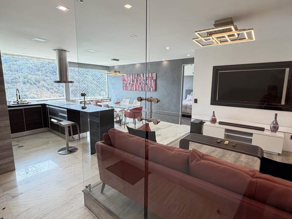 Apartamento en Lomas del Sol, Caracas