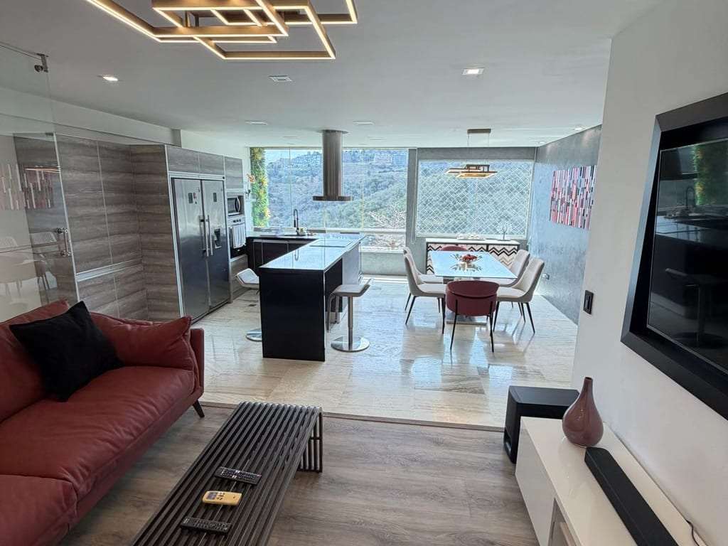 Apartamento en Lomas del Sol, Caracas