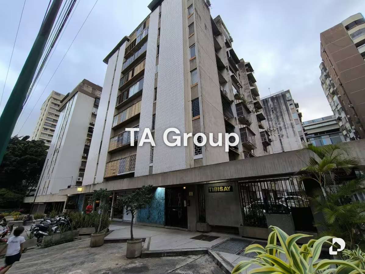 Apartamento en Los Palos Grandes, Caracas – 13