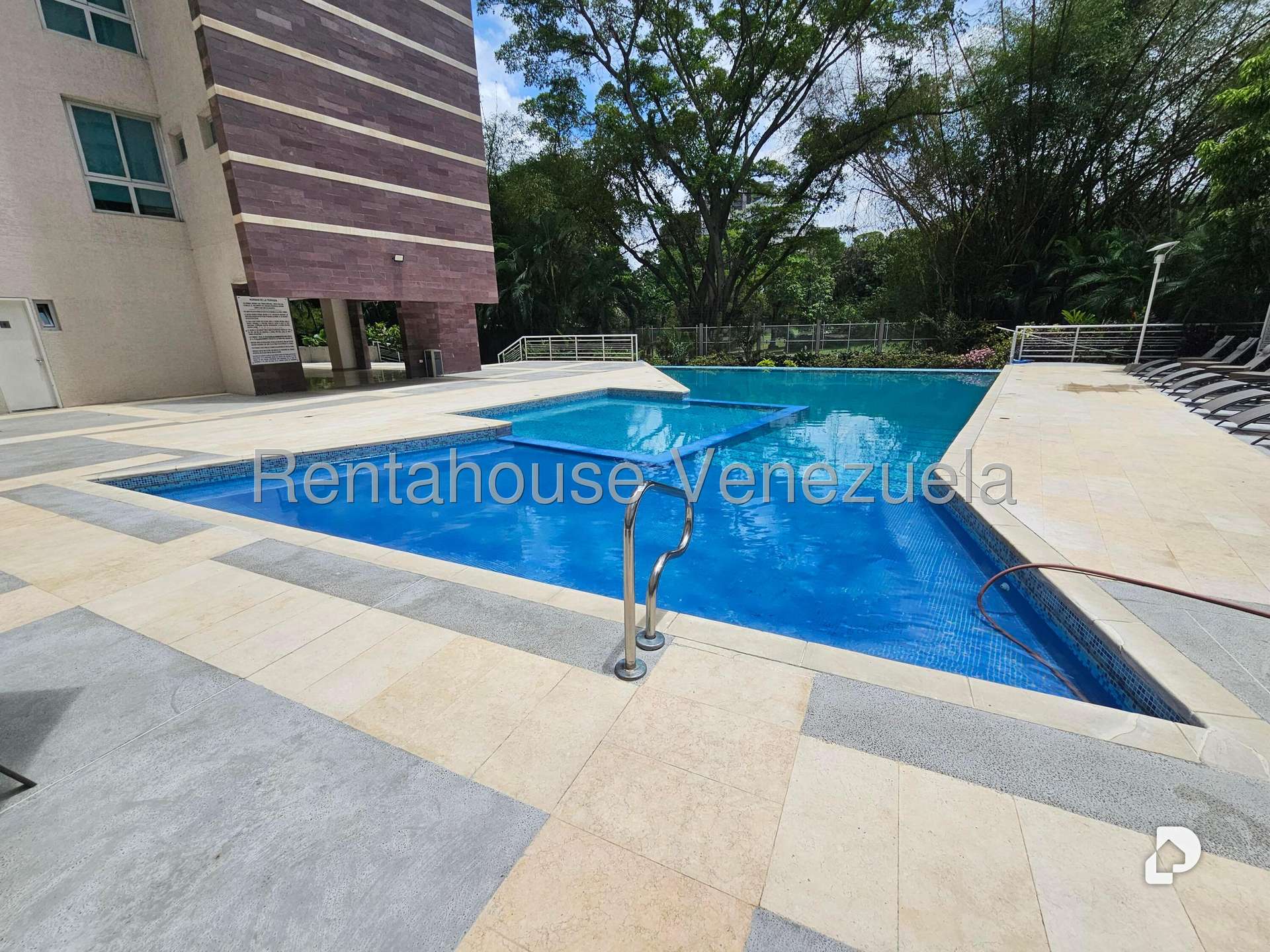 Apartamento en Campo Alegre, Caracas – 17