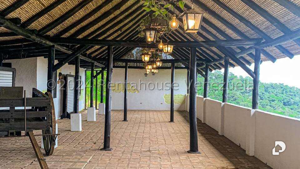 Local comercial en Baruta, Caracas – 25