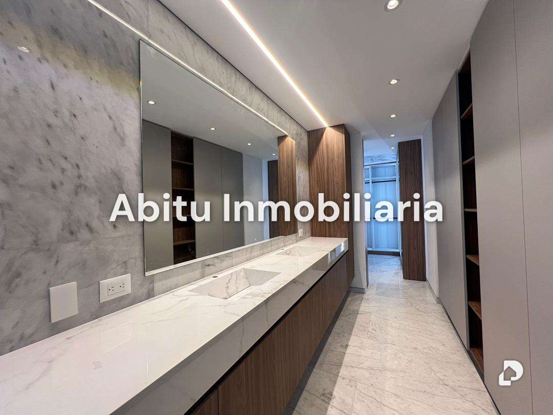 Apartamento en Las Mercedes, Caracas – 24