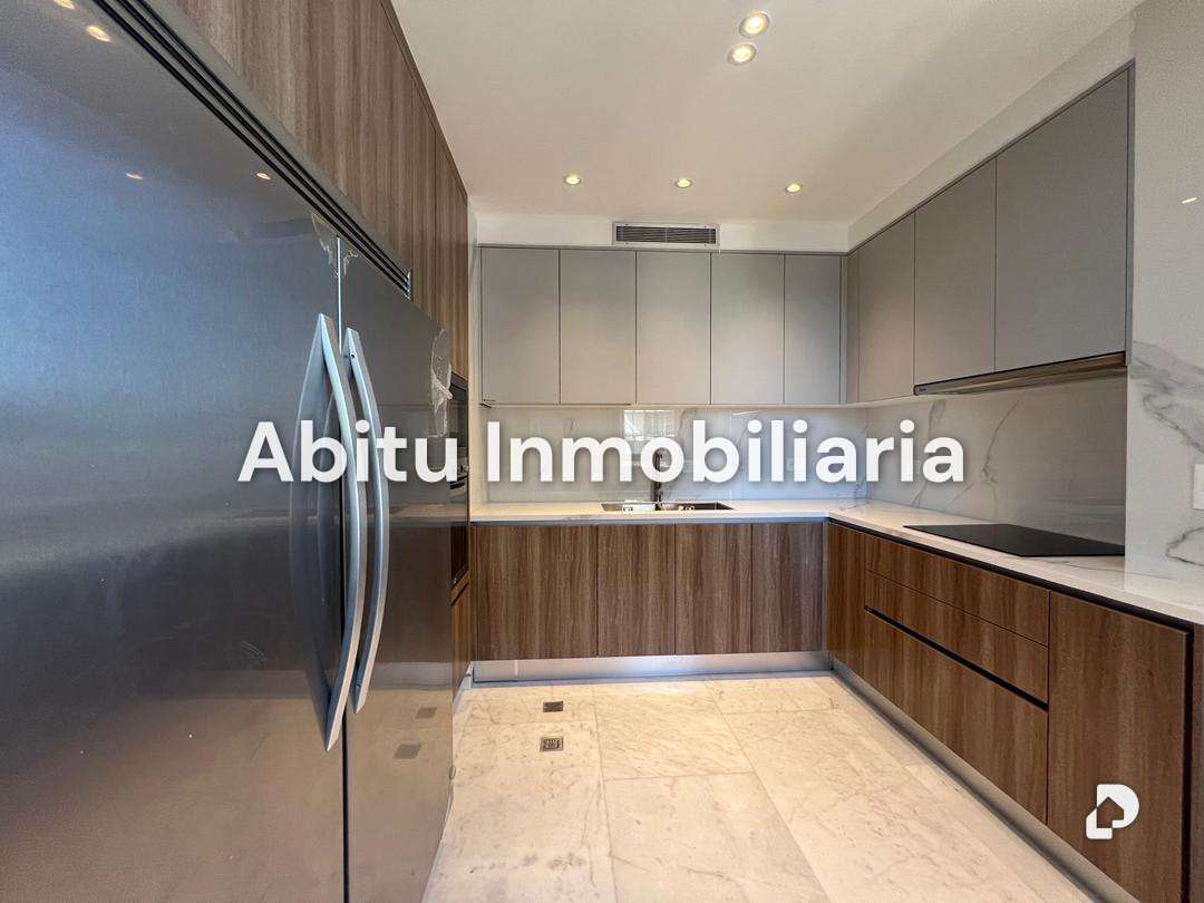 Apartamento en Las Mercedes, Caracas – 12