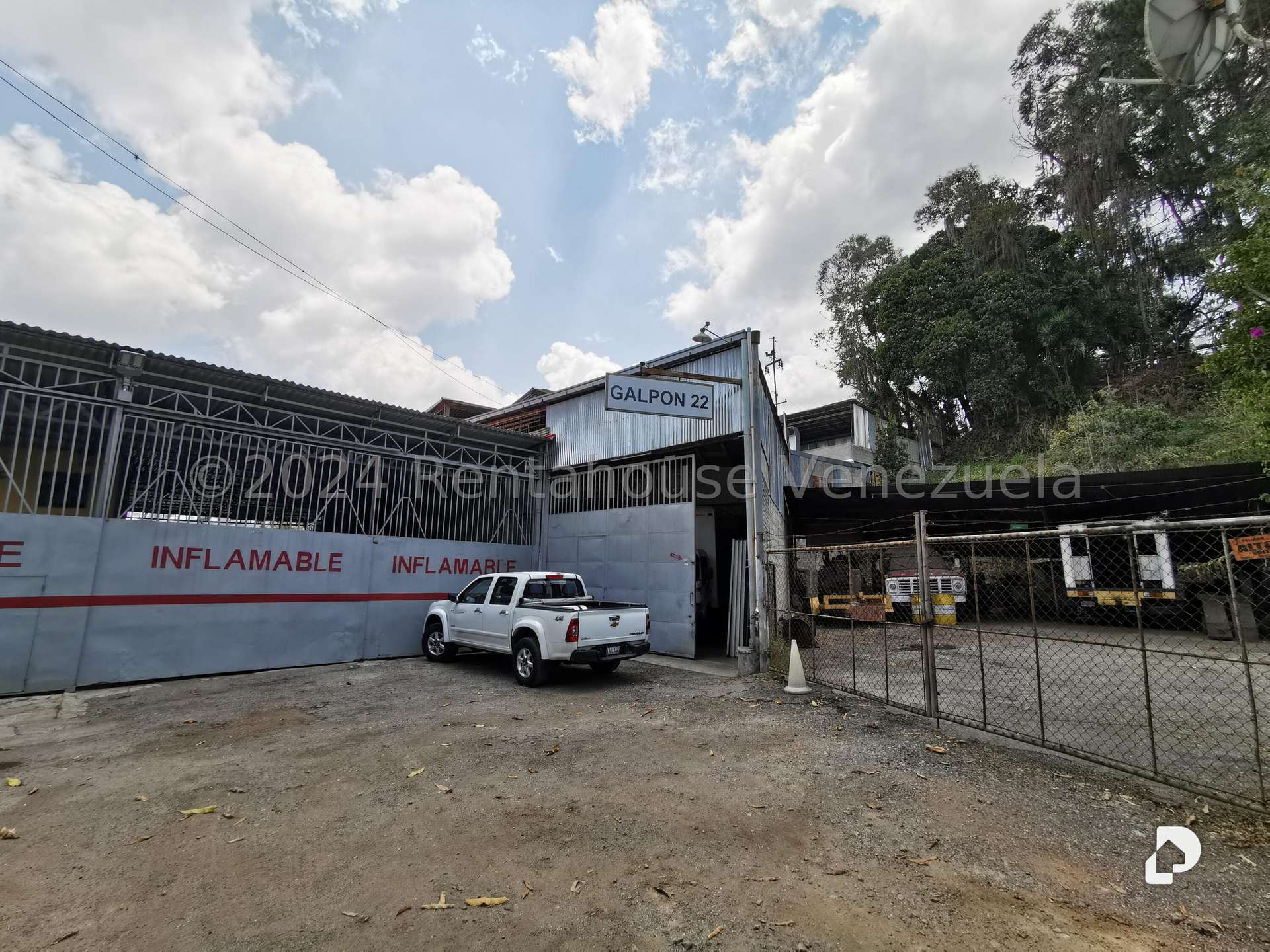 Galpón en Baruta, Caracas – 27