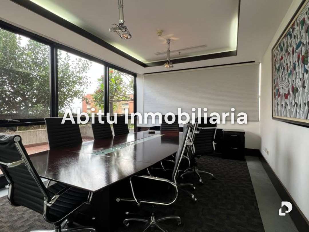 Oficina en Los Naranjos, Caracas – 1