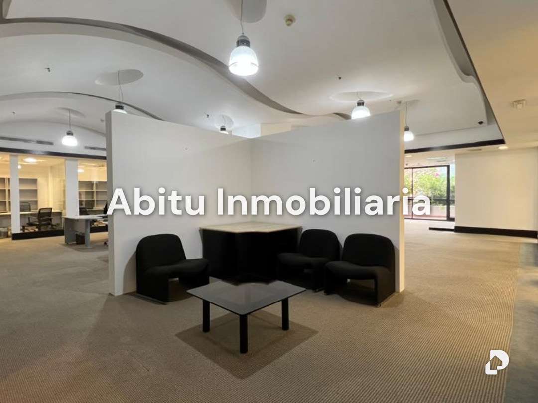 Oficina en Los Naranjos, Caracas – 11