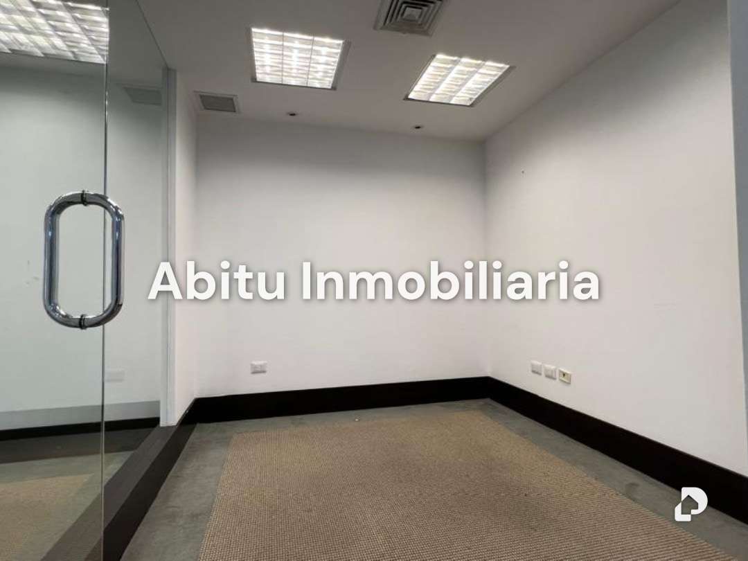 Oficina en Los Naranjos, Caracas – 9