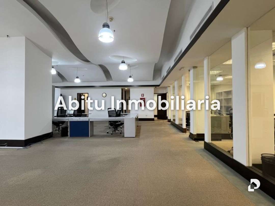 Oficina en Los Naranjos, Caracas – 32
