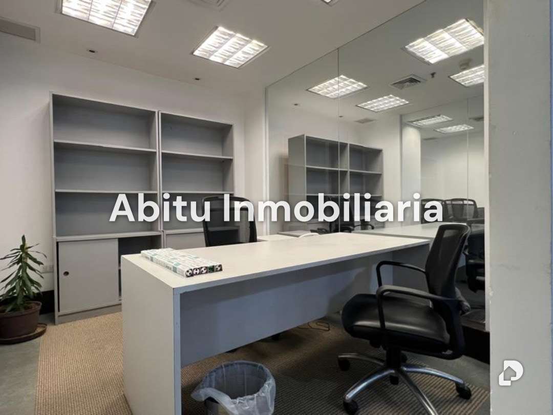 Oficina en Los Naranjos, Caracas – 19