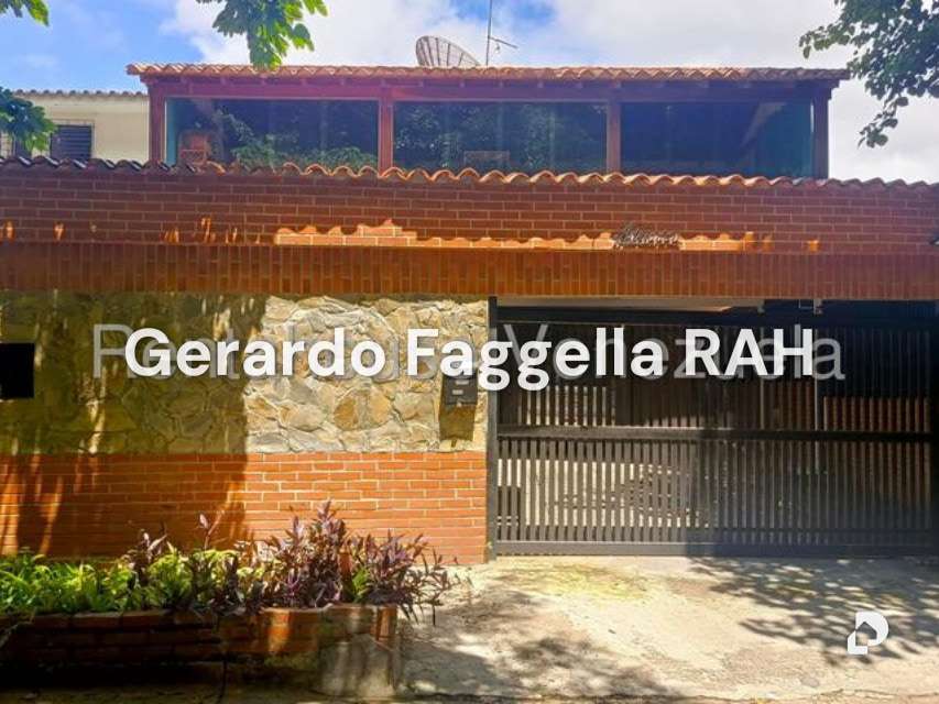 Casa en El Cafetal, Caracas – 1