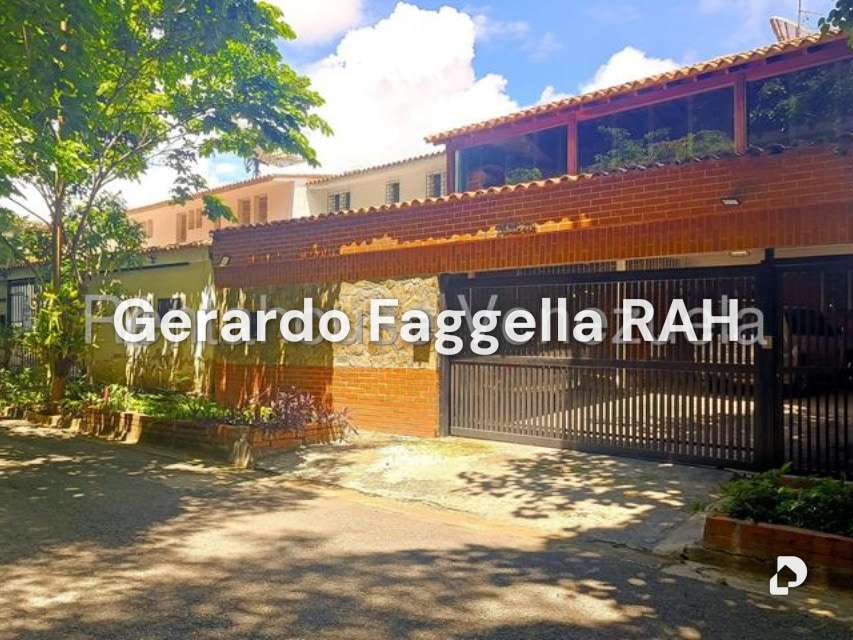 Casa en El Cafetal, Caracas – 2