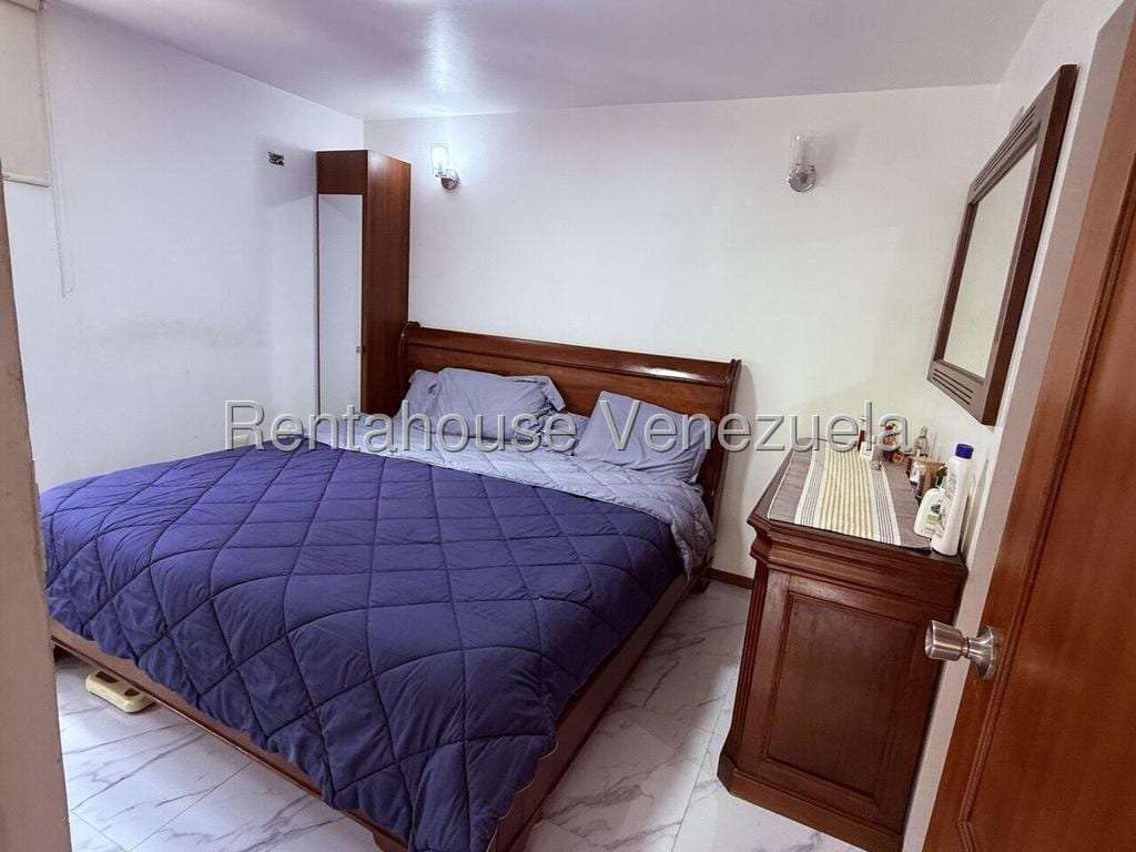 Apartamento en Colinas de La Tahona, Caracas