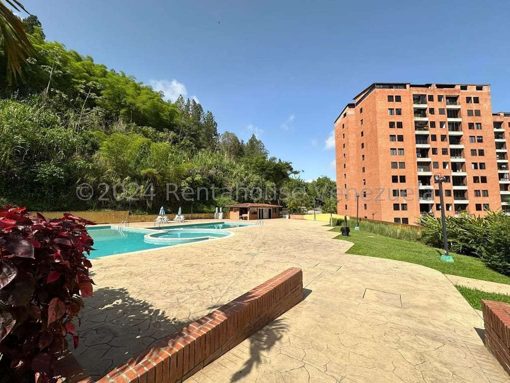 Apartamento en Colinas de La Tahona, Caracas