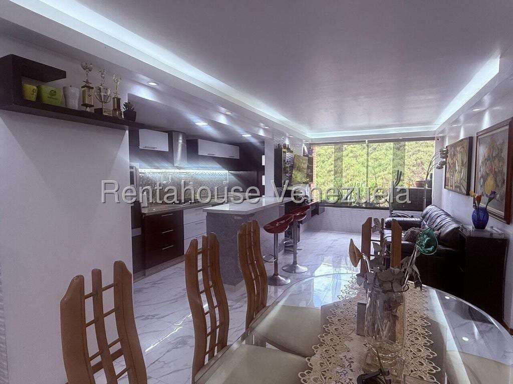 Apartamento en Colinas de La Tahona, Caracas