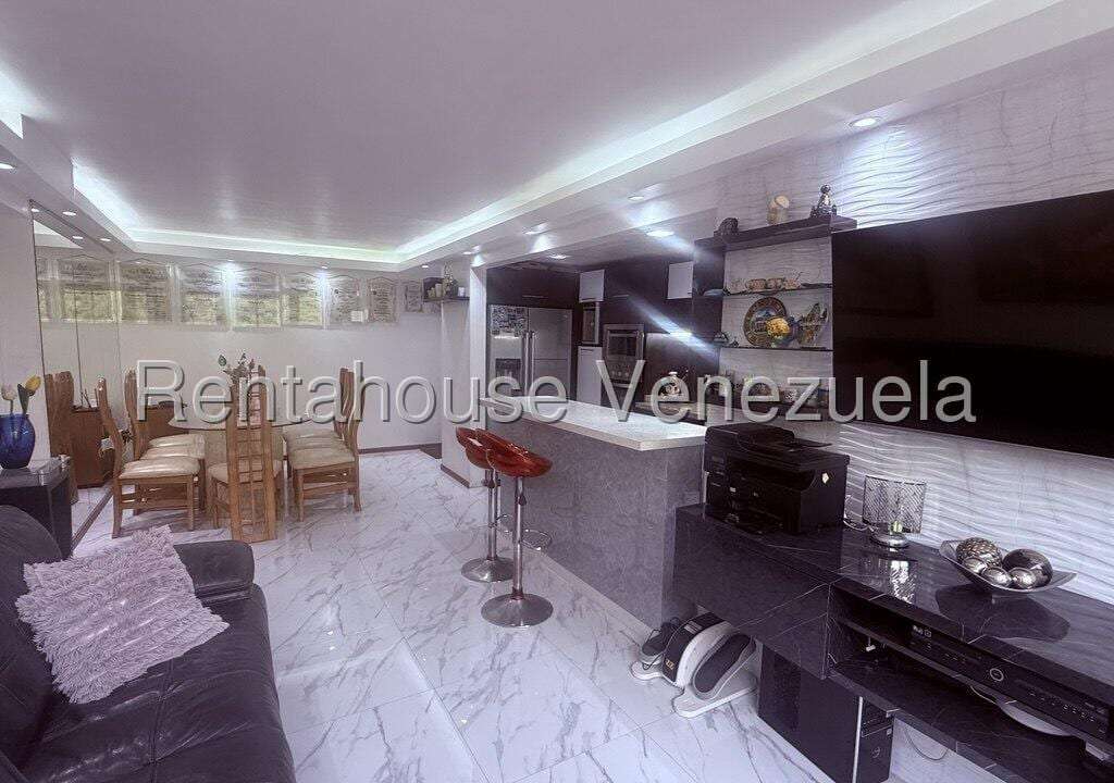 Apartamento en Colinas de La Tahona, Caracas