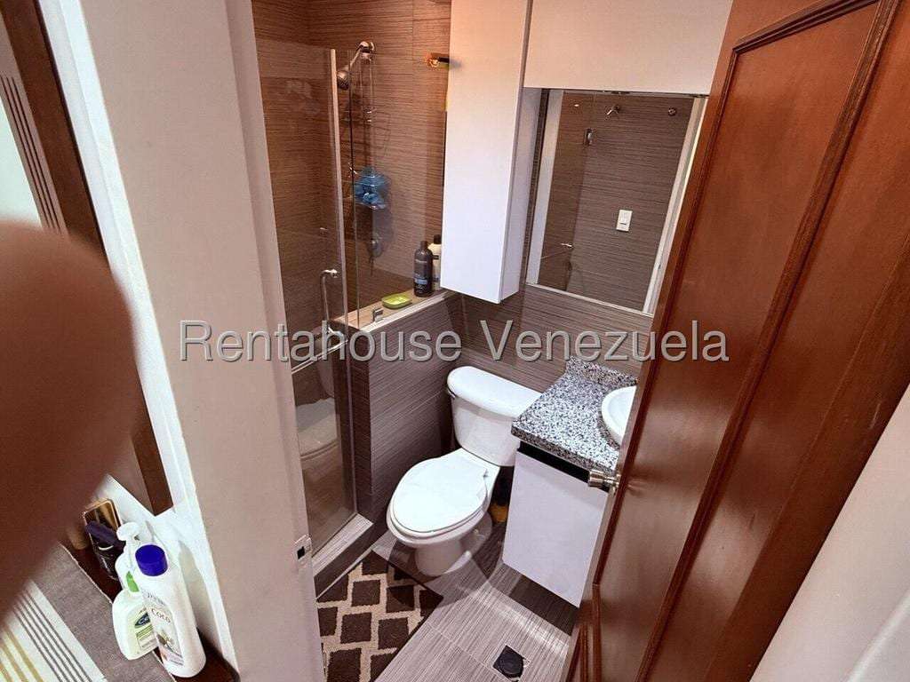 Apartamento en Colinas de La Tahona, Caracas