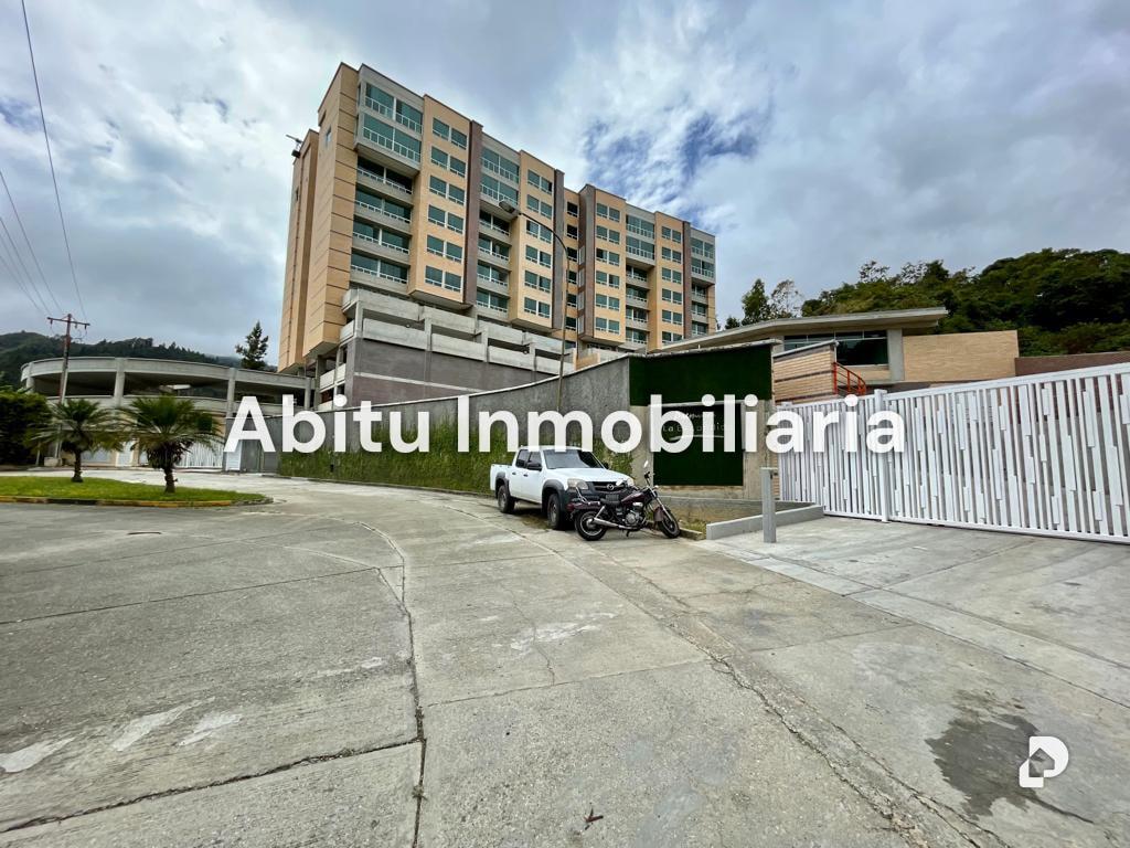 Apartamento en La Boyera, Caracas – 2