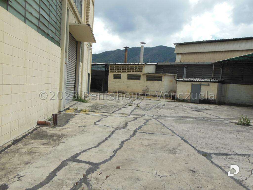 Local comercial en La Yaguara, Caracas – 10
