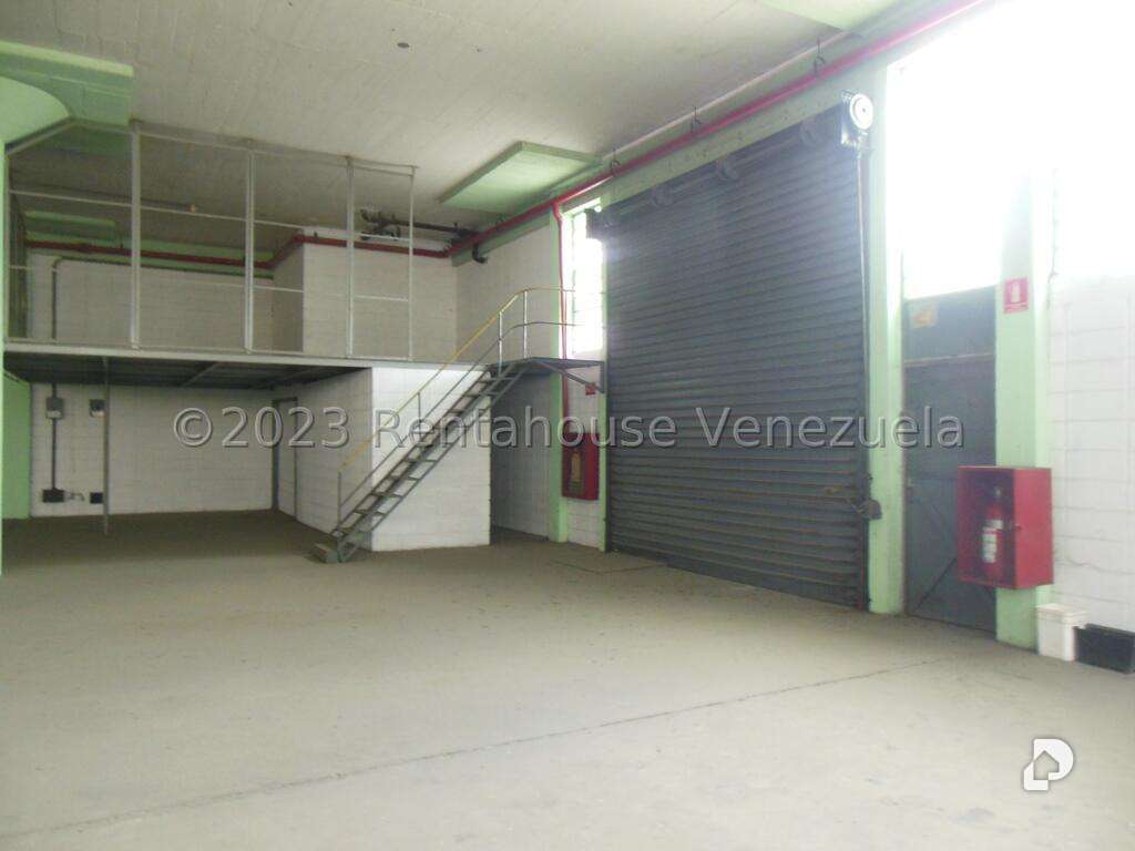 Local comercial en La Yaguara, Caracas – 26