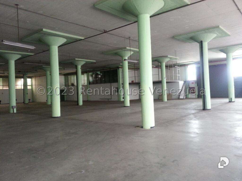 Local comercial en La Yaguara, Caracas – 22
