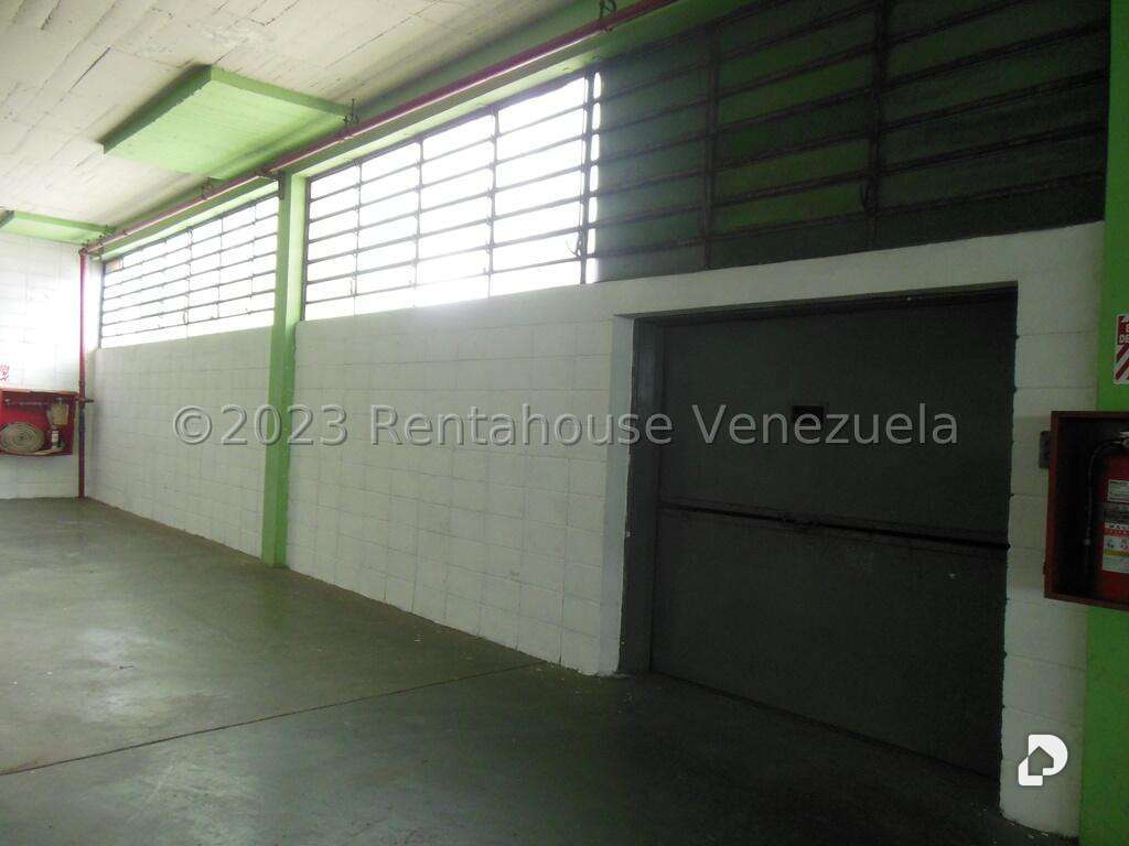 Local comercial en La Yaguara, Caracas – 34