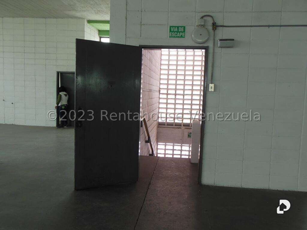 Local comercial en La Yaguara, Caracas – 42