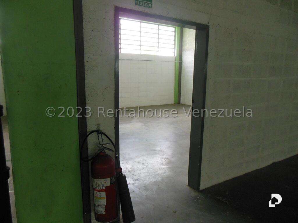 Local comercial en La Yaguara, Caracas – 39