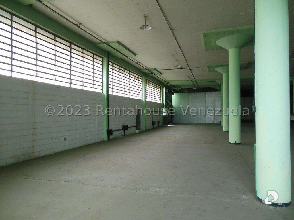 Local comercial en La Yaguara, Caracas – 19