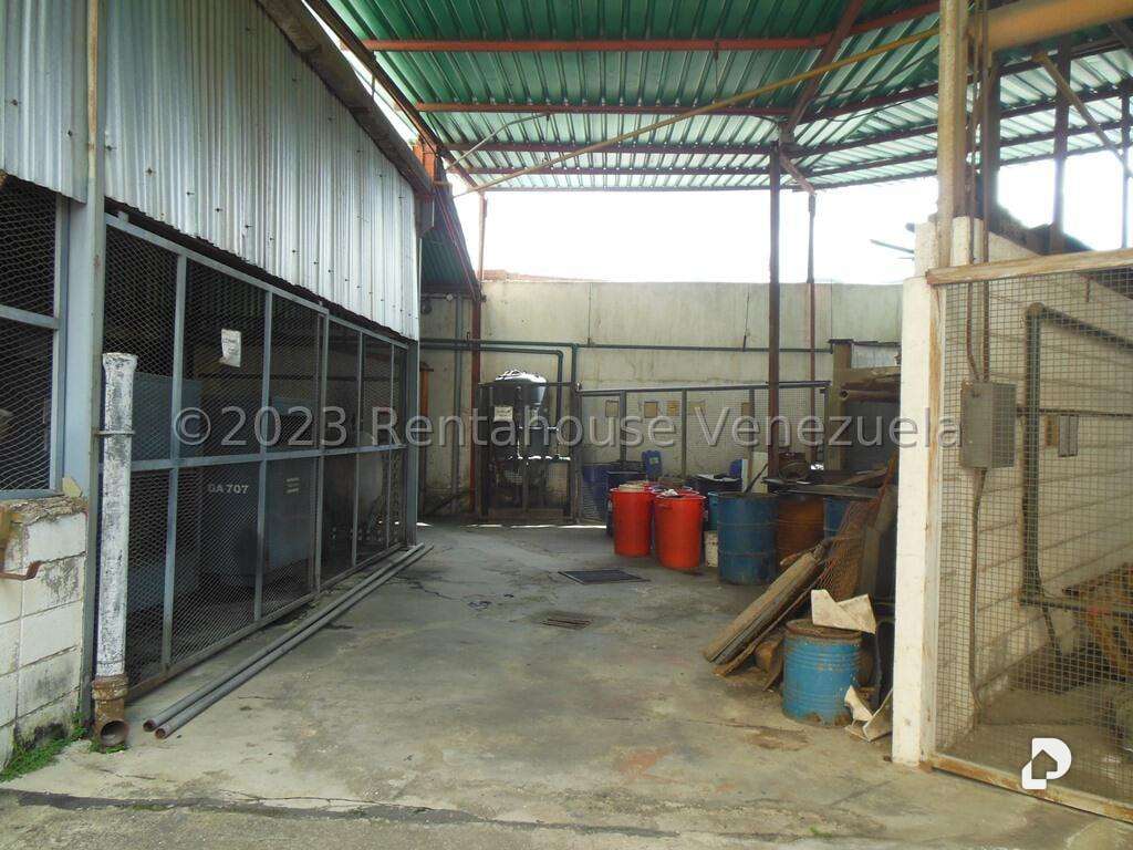 Local comercial en La Yaguara, Caracas – 15