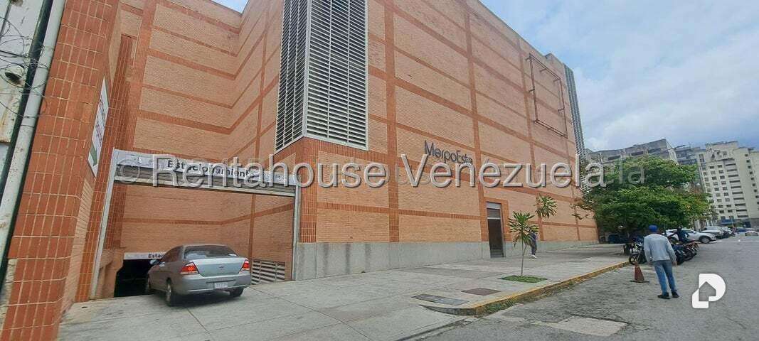 Local comercial en Chacao, Caracas – 12