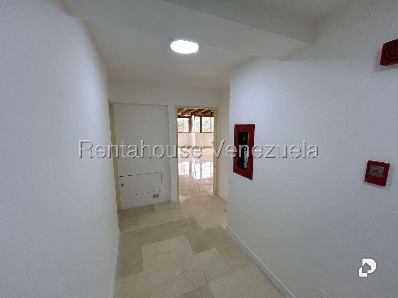 Apartamento en Los Naranjos (del Cafetal), Caracas – 3