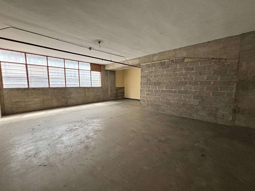 Local comercial en Palo Verde, Caracas - 1