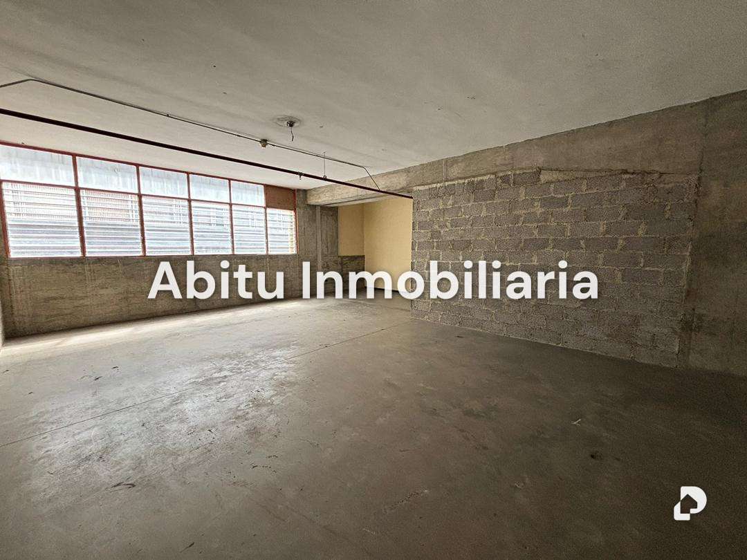 Local comercial en Palo Verde, Caracas – 1