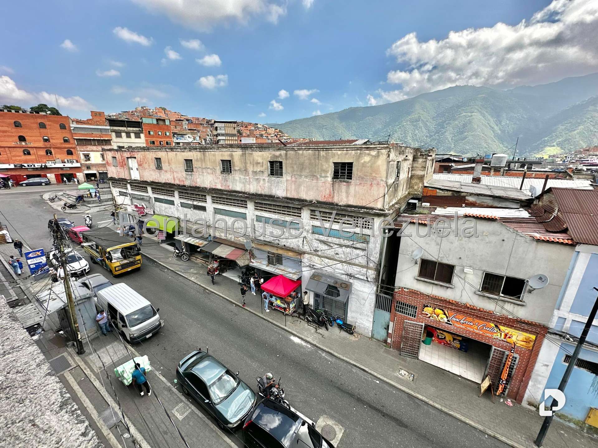 Edificio en Catia, Caracas – 17