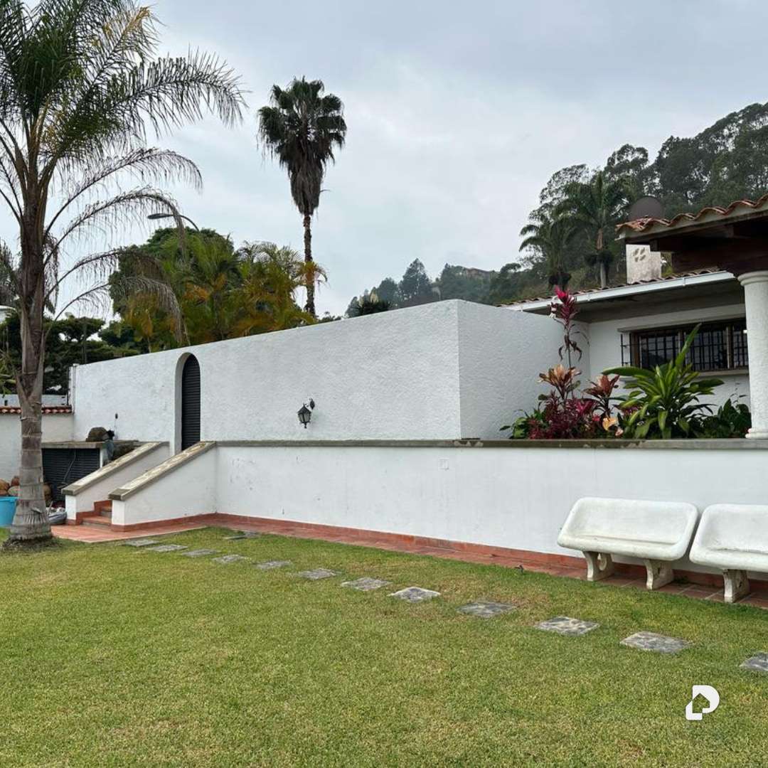 Casa en La Lagunita, Caracas – 14