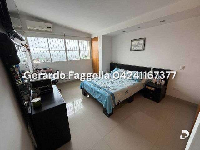 Casa en Alto Prado, Caracas – 21