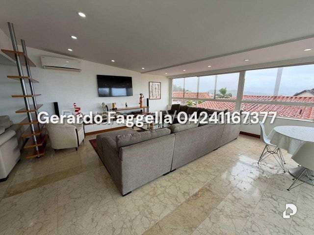 Casa en Alto Prado, Caracas – 13