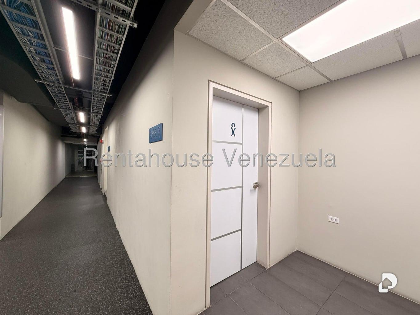 Local comercial en Las Mercedes, Caracas – 5