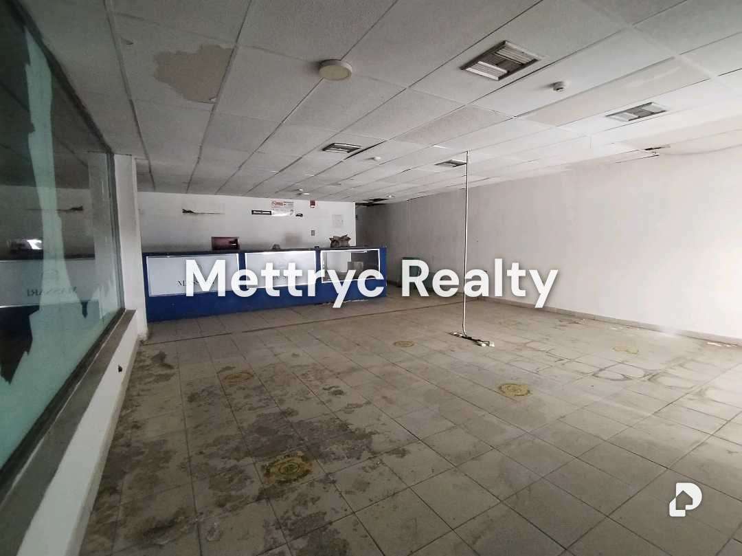Local comercial en Casco Catedral, Valencia – 6