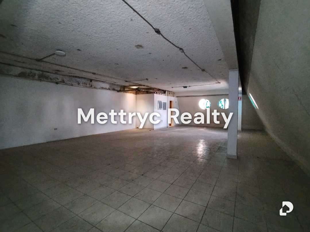 Local comercial en Casco Catedral, Valencia – 11