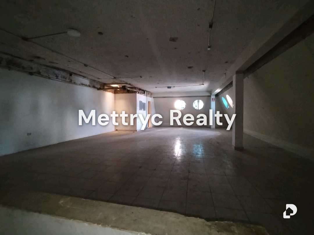 Local comercial en Casco Catedral, Valencia – 10
