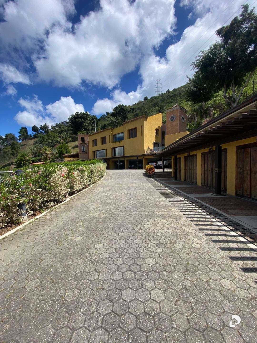 Casa en La Trinidad, Caracas – 1