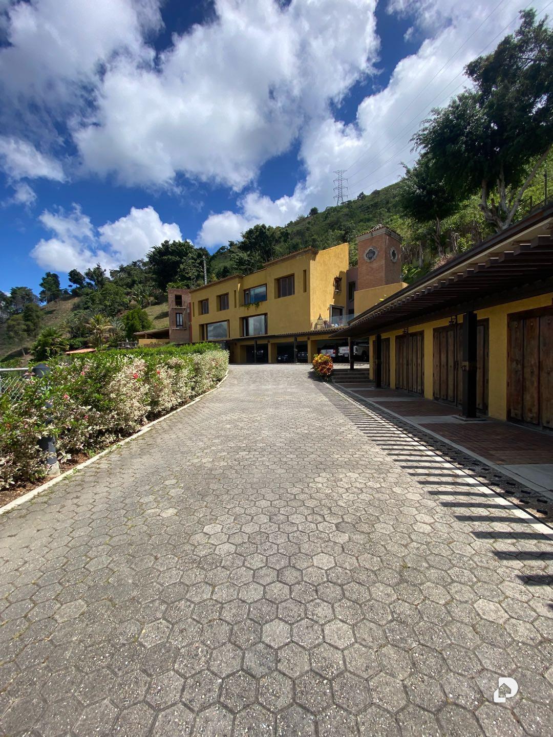 Casa en La Trinidad, Caracas – 1